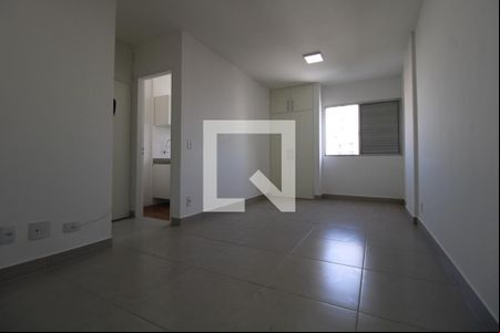 Quarto de kitnet/studio para alugar com 1 quarto, 39m² em Centro, Campinas
