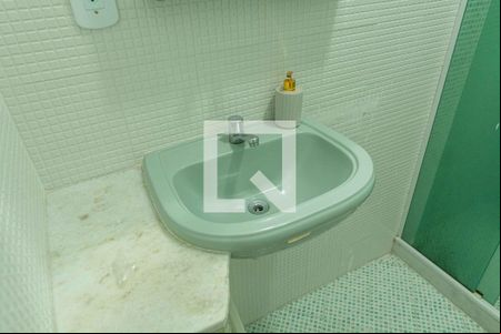 Banheiro da Suíte de apartamento para alugar com 1 quarto, 45m² em Centro, Niterói
