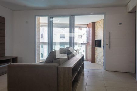 Sala de apartamento para alugar com 3 quartos, 94m² em Jardim Belmar, Guarujá