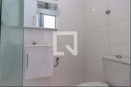 Banheiro de kitnet/studio para alugar com 1 quarto, 24m² em Laranjeiras, Rio de Janeiro