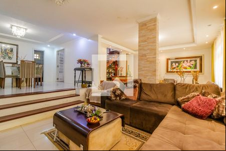 Sala de casa para alugar com 6 quartos, 500m² em Teresópolis, Porto Alegre