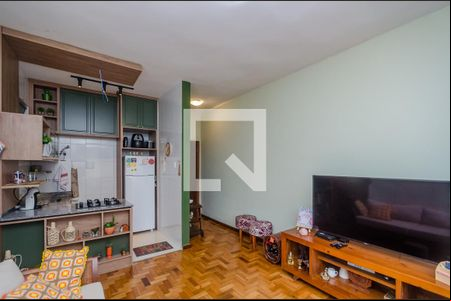 Sala de apartamento para alugar com 1 quarto, 60m² em Centro, Belo Horizonte
