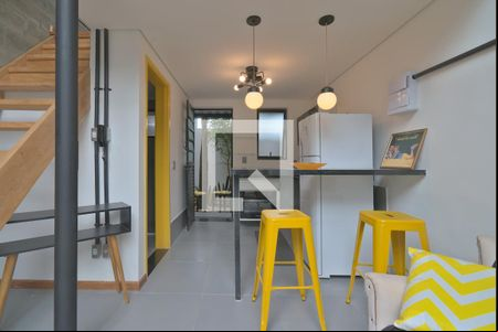 Sala de casa de condomínio para alugar com 1 quarto, 30m² em Cidade Universitária, Campinas