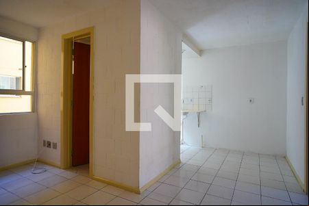 Sala de apartamento para alugar com 2 quartos, 43m² em Rubem Berta, Porto Alegre