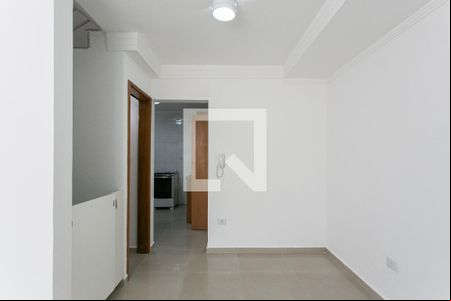 Sala de casa de condomínio para alugar com 2 quartos, 100m² em Chácara Seis de Outubro, São Paulo