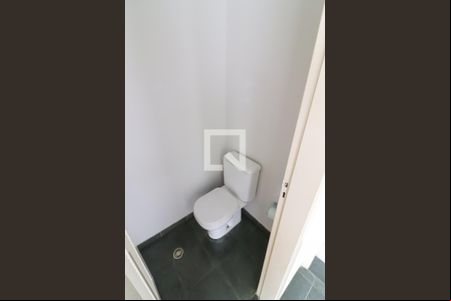 Lavabo de casa de condomínio para alugar com 4 quartos, 239m² em Vila São Silvestre, São Paulo