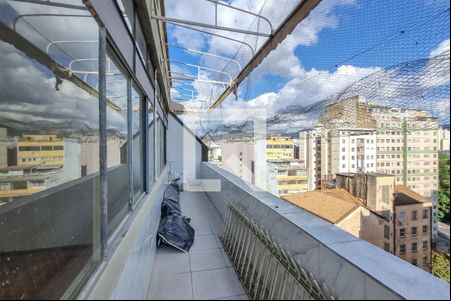 Varanda de apartamento para alugar com 4 quartos, 105m² em Centro, Belo Horizonte