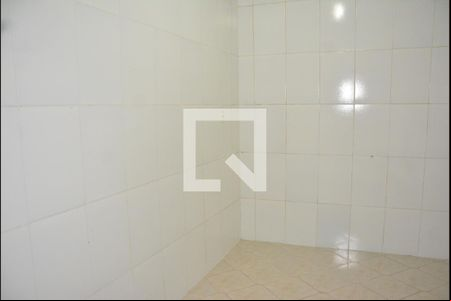Quarto de apartamento para alugar com 2 quartos, 30m² em Itapuã, Salvador