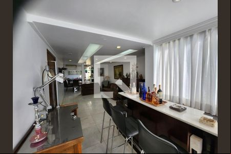 Apartamento para alugar com 4 quartos, 137m² em Sion, Belo Horizonte