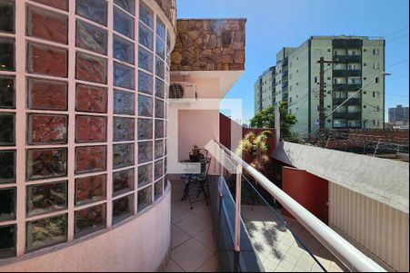 Sacada de casa para alugar com 3 quartos, 496m² em Santa Maria, São Caetano do Sul