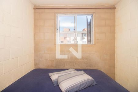 Quarto 1 de apartamento para alugar com 2 quartos, 55m² em Rubem Berta, Porto Alegre