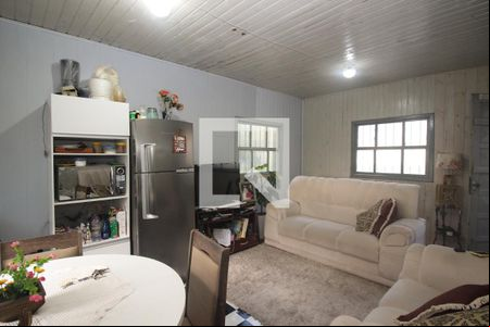 Sala de casa para alugar com 2 quartos, 100m² em Cristal, Porto Alegre