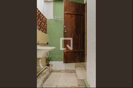 Cozinha e Área de Serviço de kitnet/studio à venda com 1 quarto, 50m² em Sagrada Família, Belo Horizonte