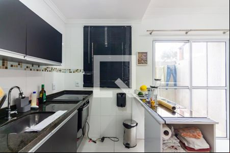 Cozinha  de casa de condomínio à venda com 2 quartos, 76m² em Santa Maria, Osasco