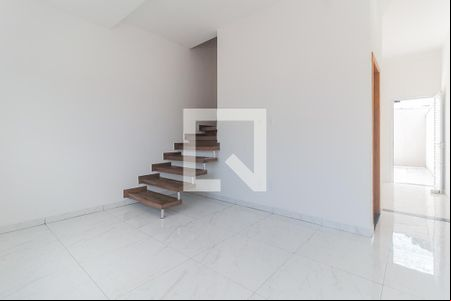 Sala de casa de condomínio para alugar com 2 quartos, 140m² em Jardim Santa Helena, Poá