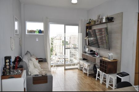 Sala de apartamento para alugar com 2 quartos, 51m² em Todos Os Santos, Rio de Janeiro