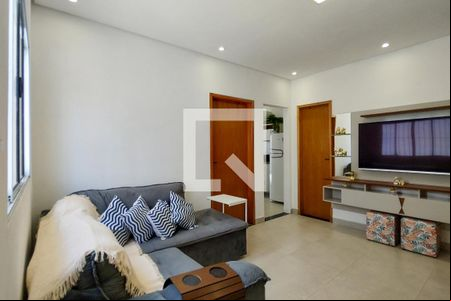 Sala de casa para alugar com 3 quartos, 80m² em Guilhermina, Praia Grande
