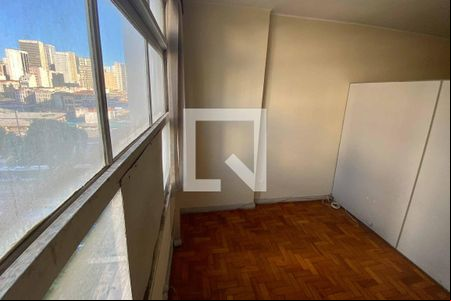 Sala/Quarto de kitnet/studio à venda com 1 quarto, 32m² em Centro, Rio de Janeiro