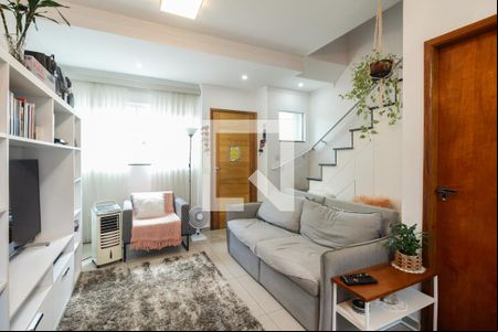 Sala de casa de condomínio à venda com 2 quartos, 75m² em Vila Granada, São Paulo