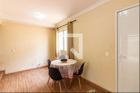 Sala  de casa de condomínio à venda com 2 quartos, 53m² em Quitaúna, Osasco