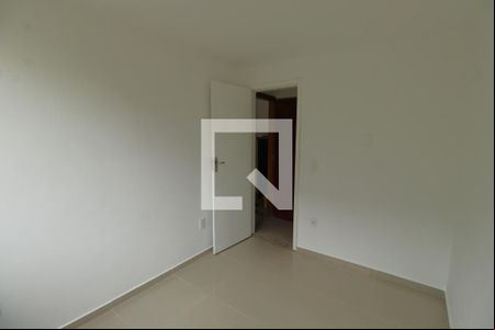 Quarto 2 de casa para alugar com 2 quartos, 45m² em Vila Valqueire, Rio de Janeiro