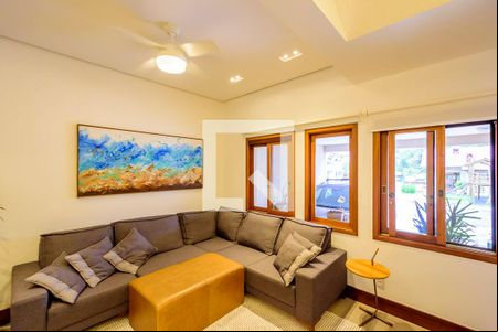 Sala 1 de casa de condomínio à venda com 3 quartos, 202m² em Pedra Redonda, Porto Alegre