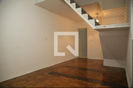 Sala de casa à venda com 3 quartos, 152m² em Conjunto Residencial Pombeva, São Bernardo do Campo