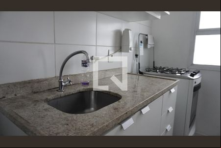 Sala/Cozinha de apartamento para alugar com 1 quarto, 35m² em Jacarepaguá, Rio de Janeiro