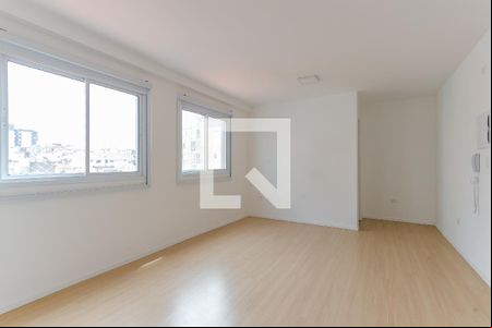 Sala e Quarto de kitnet/studio à venda com 1 quarto, 29m² em Vila Mazzei, São Paulo