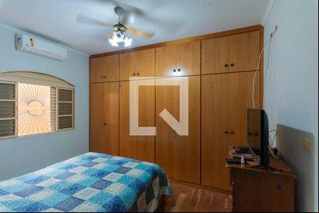 Suíte de casa à venda com 3 quartos, 142m² em Vila Pompéia, Campinas