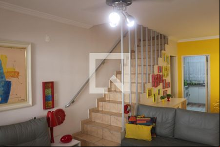 Sala de casa de condomínio à venda com 2 quartos, 80m² em Vila Palmares, São Caetano do Sul