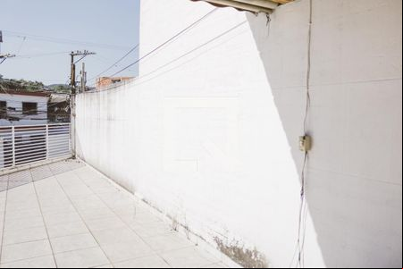 Varanda de casa à venda com 4 quartos, 150m² em Vila Continental, São Paulo