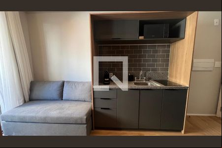 Sala  de kitnet/studio à venda com 1 quarto, 39m² em Pinheiros, São Paulo