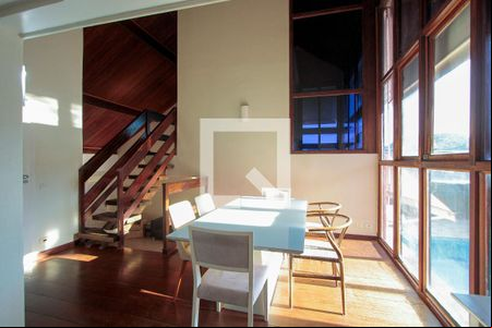 Sala de jantar de casa de condomínio para alugar com 4 quartos, 450m² em Itanhangá, Rio de Janeiro
