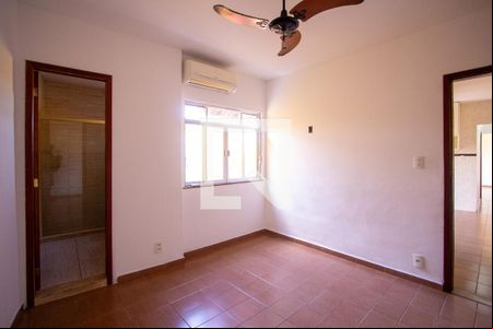 Suíte de casa para alugar com 2 quartos, 75m² em Porto da Pedra, São Gonçalo