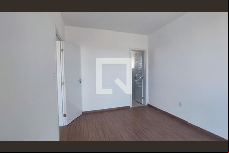 Quarto 1 suite de casa à venda com 3 quartos, 110m² em Canadá, Contagem