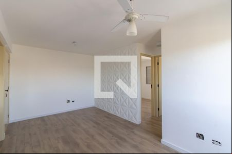 Sala de apartamento à venda com 2 quartos, 49m² em Jardim Vila Galvão, Guarulhos