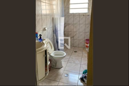 Casa à venda com 4 quartos, 310m² em Vila Taquari, São Paulo
