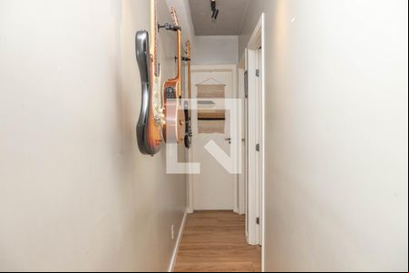 Corredor  de apartamento à venda com 2 quartos, 45m² em Piraporinha, Diadema
