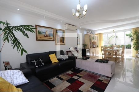 Sala de casa de condomínio para alugar com 3 quartos, 150m² em Vila Mariana, São Paulo