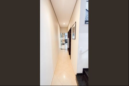 Corredor de casa à venda com 4 quartos, 192m² em Vila Camilópolis, Santo André