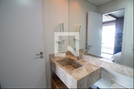 Banheiro de kitnet/studio à venda com 1 quarto, 35m² em Campo Belo, São Paulo