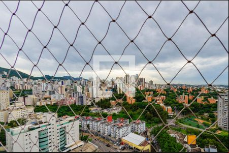 Vista de apartamento à venda com 2 quartos, 120m² em Estoril, Belo Horizonte