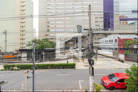 Varanda do quarto 1 - Vista de casa à venda com 3 quartos, 135m² em Liberdade, São Paulo