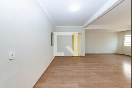 Sala 1 de casa de condomínio para alugar com 3 quartos, 248m² em Buritis, Belo Horizonte