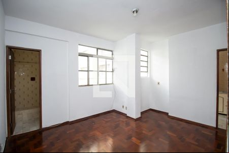Sala/Quarto de kitnet/studio à venda com 1 quarto, 45m² em Centro, Belo Horizonte