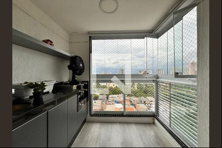 Sacada da sala de apartamento à venda com 2 quartos, 62m² em Paraíso, Santo André