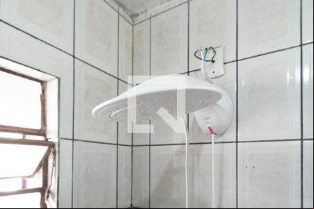 Banheiro de casa de condomínio à venda com 1 quarto, 47m² em Vila Conceição, Porto Alegre