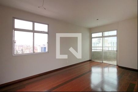 Sala de apartamento à venda com 3 quartos, 100m² em Santo Agostinho, Belo Horizonte