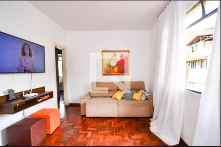 Sala de apartamento à venda com 3 quartos, 90m² em Serra, Belo Horizonte